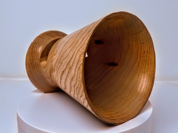 Limited Edition Oak Phone Amplifier Stand (Cone Shape) - Ships in 1-2 Days (3 in stock) Limited Edition Oak Phone Amplifier Stand (Cone Shape) - Ships in 1-2 Days (3 in stock)