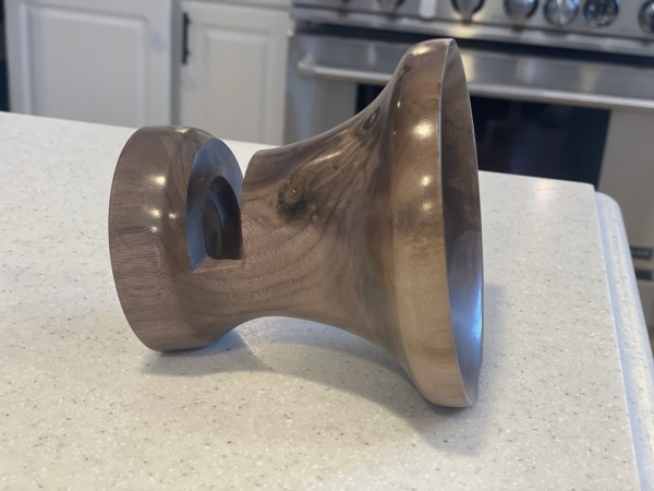 "White Bloom 15" BW Phone Amplifier Stand (flawed) - Ships in 1-2 Days "White Bloom 15" BW Phone Amplifier Stand (flawed) - Ships in 1-2 Days