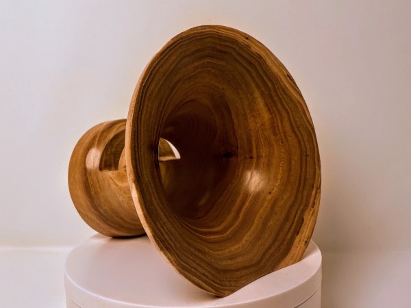 Mystery Oak Phone Amplifier Stand (Mega Size) - Ships in 1-2 Days