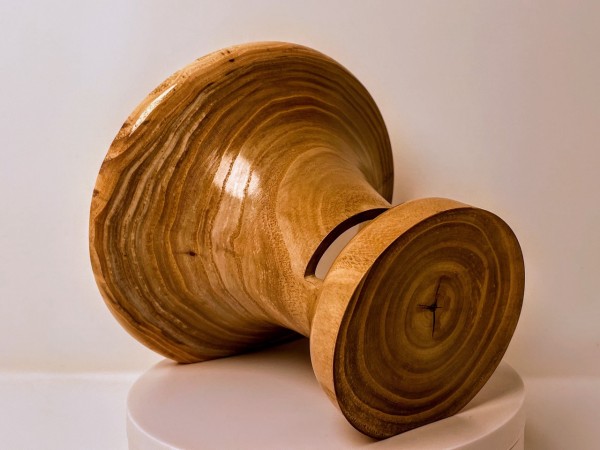 Mystery Oak Phone Amplifier Stand (Mega Size) - Ships in 1-2 Days Mystery Oak Phone Amplifier Stand (Mega Size) - Ships in 1-2 Days