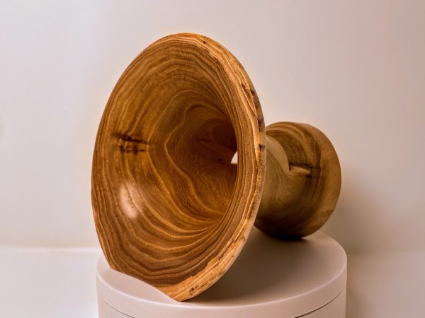 Mystery Oak Phone Amplifier Stand (Mega Size) - Ships in 1-2 Days Mystery Oak Phone Amplifier Stand (Mega Size) - Ships in 1-2 Days