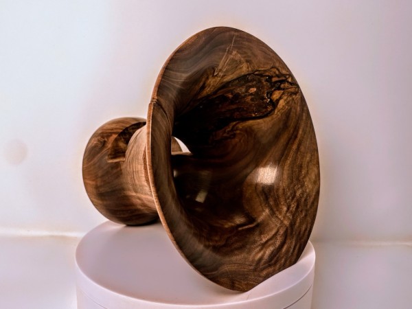 "Windshake 6" BW Phone Amplifier Stand (flawed) - Ships in 1-2 Days