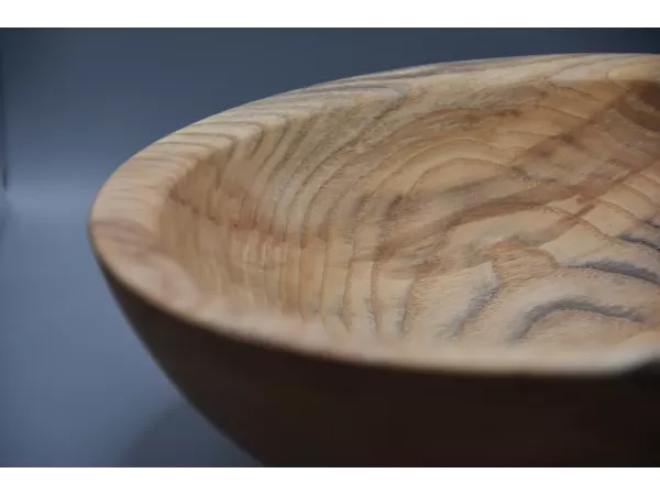 Hand-Turned Tri-Color Spalted Ash Wooden Bowl Hand-Turned Tri-Color Spalted Ash Wooden Bowl