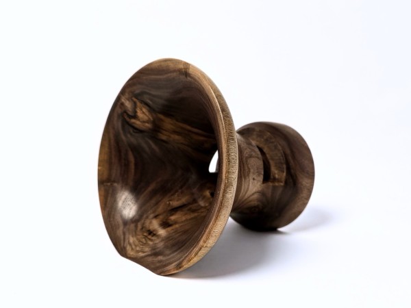 Meet "Poatan" BW Phone Amplifier Stand (Signature Series) - Ships in 1-2 Days Meet "Poatan" BW Phone Amplifier Stand (Signature Series) - Ships in 1-2 Days